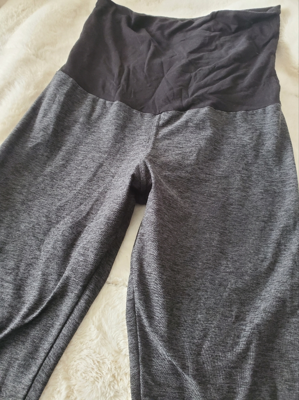 Buttercream High-Waist Leggings - Black & Dark Gray XL